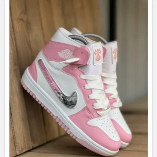 کتونی نایک ساده دراگون در رنگ‌های متنوع سایز 37 تا 40